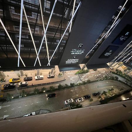 Downtown Holiday'S - 1 Min To Dubai Mall & Burj Khalifa Hostel Buitenkant foto