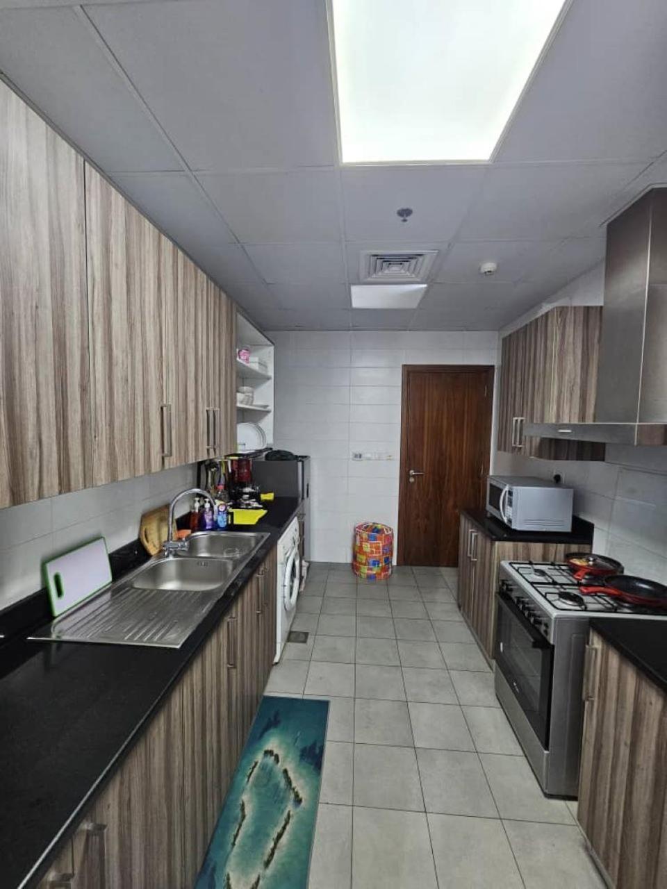 Downtown Holiday'S - 1 Min To Dubai Mall & Burj Khalifa Hostel Buitenkant foto